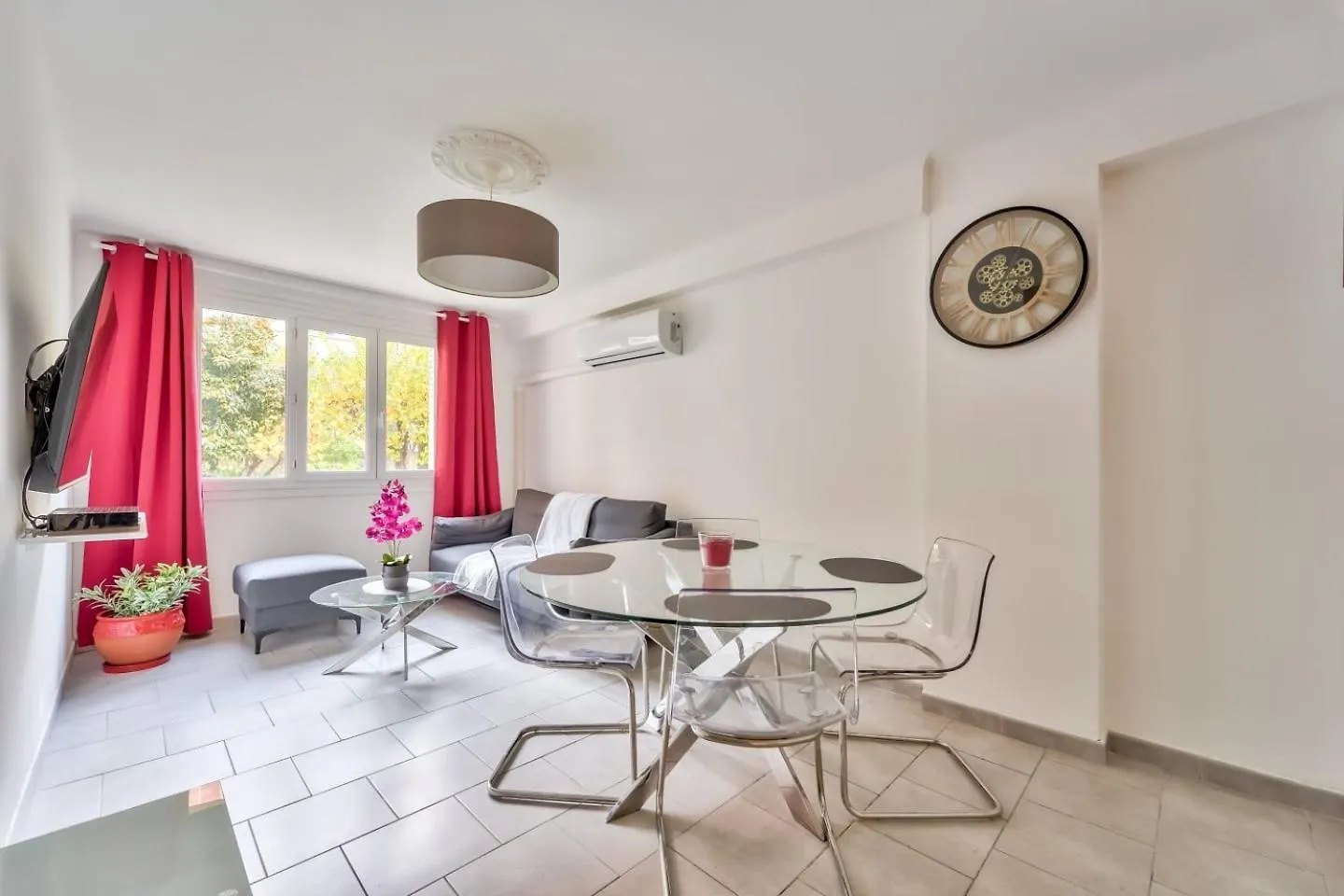 Modern 2Br Flat - Haut De Nice contacts