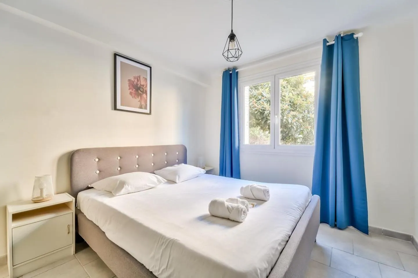 Modern 2Br Flat - Haut De 尼斯